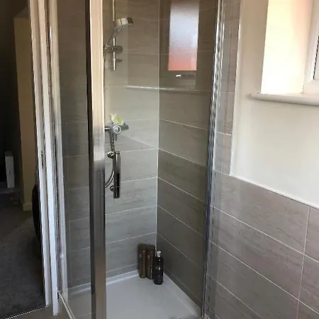 M60 Modern Studio Appartment With Free Parking Denton  Exterior photo